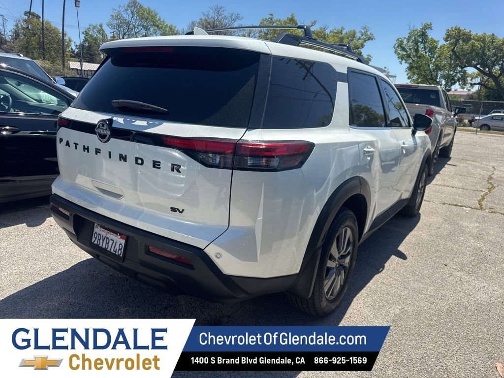 Used 2022 Nissan Pathfinder SV w/ SV Black Package image 5