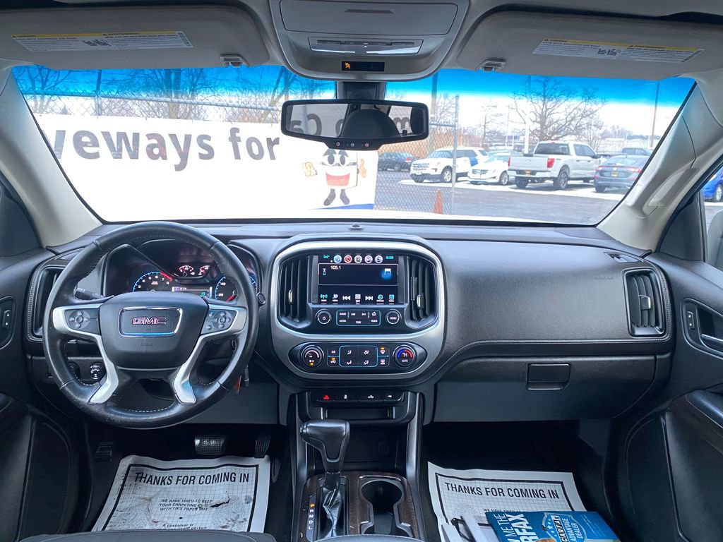 Used 2018 GMC Canyon SLE image 17