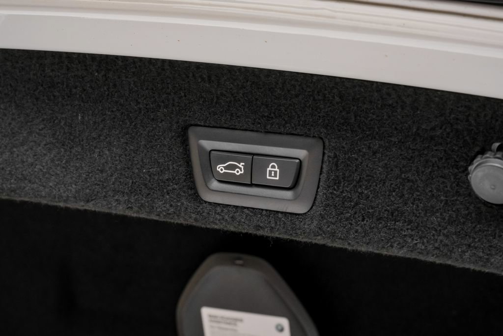 Used 2020 BMW ALPINA B7 xDrive image 61