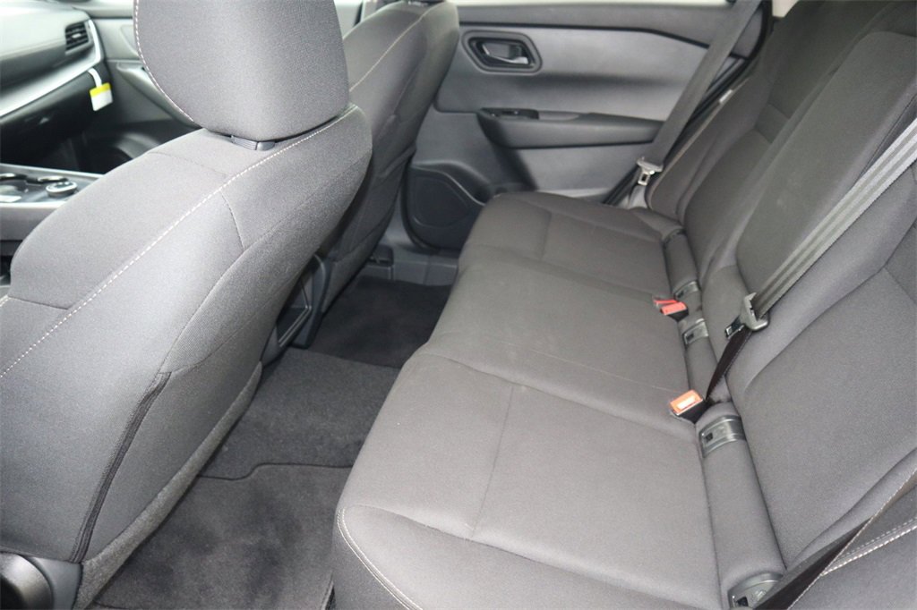 Certified 2025 Nissan Rogue S image 19