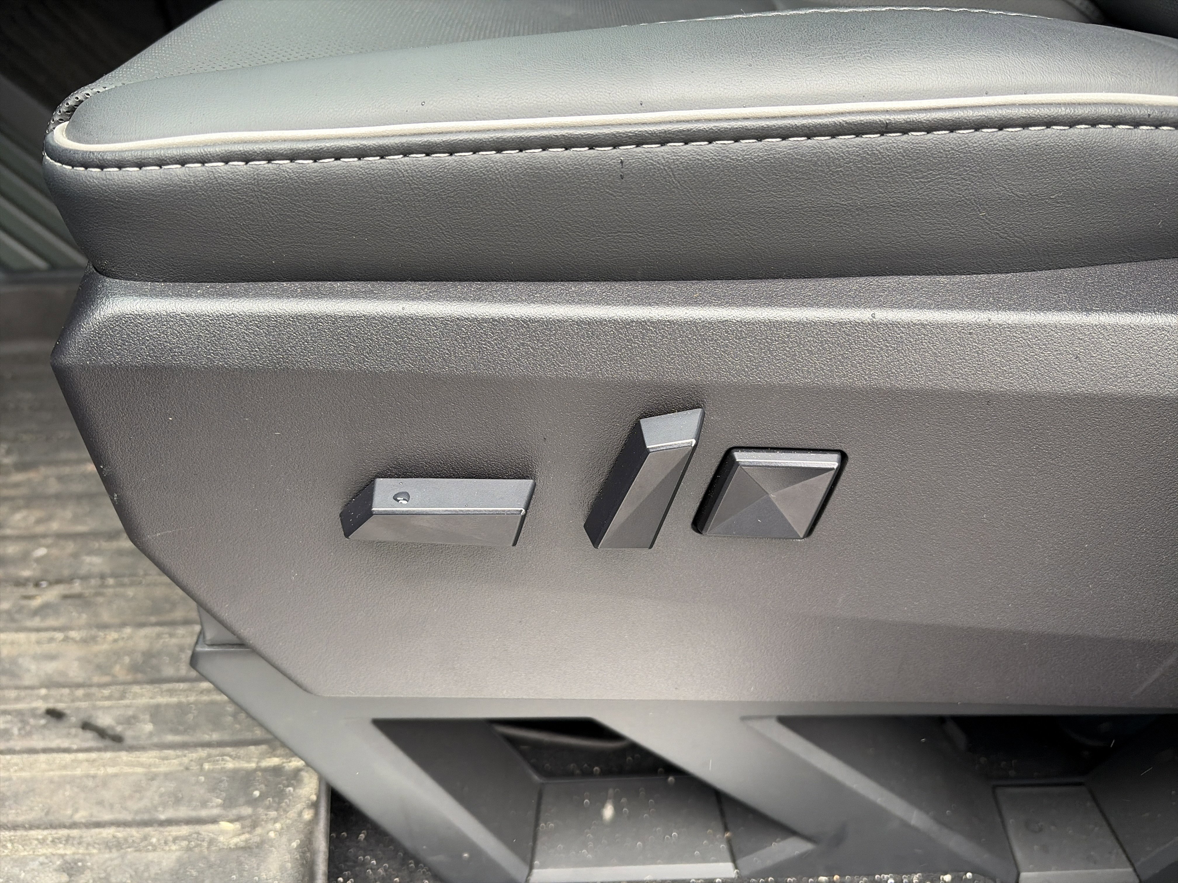 Used 2024 Tesla Cybertruck Cyberbeast image 14