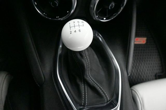 Used 2018 Chevrolet Camaro SS RWD image 19