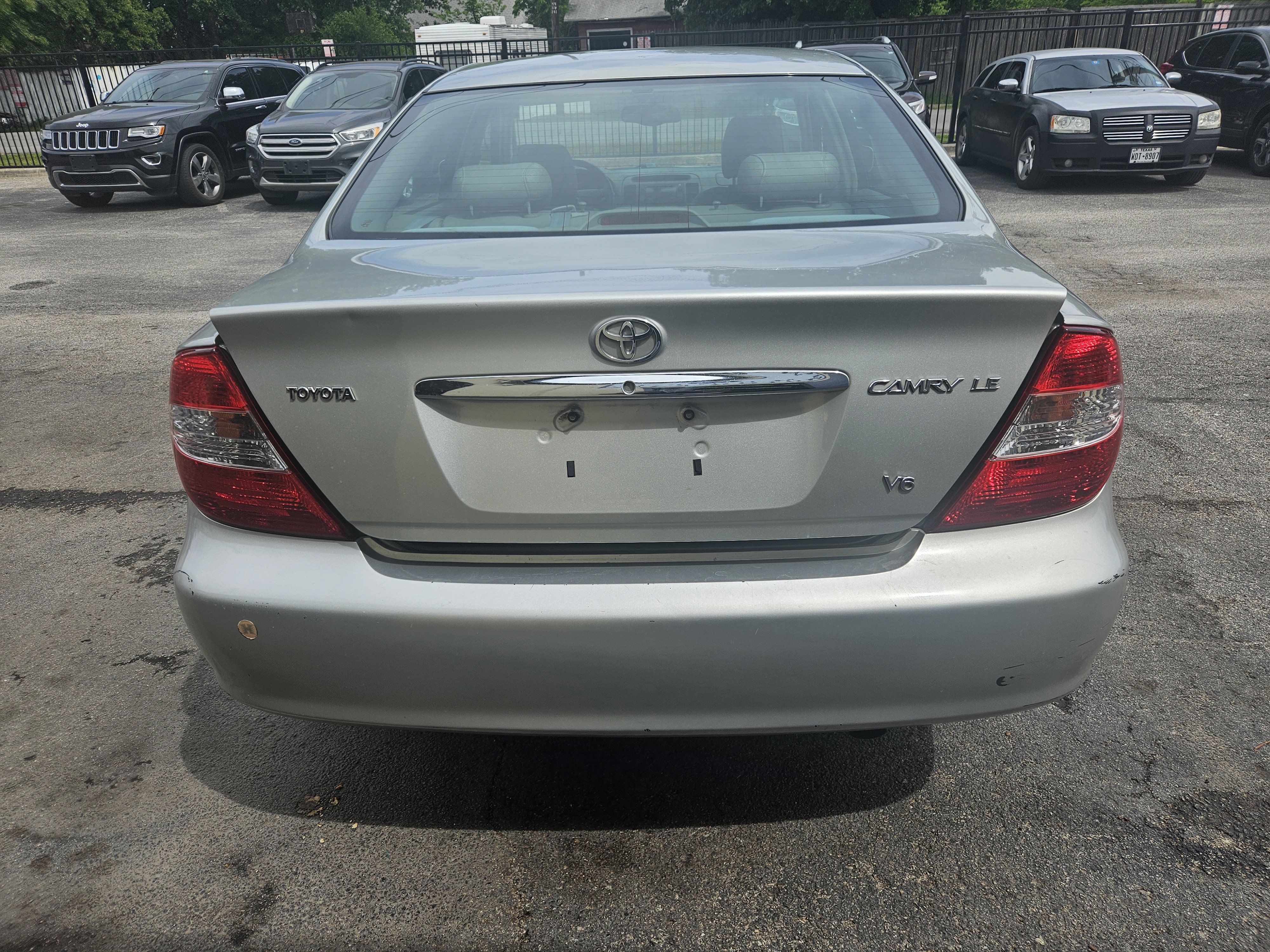 Used 2002 Toyota Camry LE FWD image 3