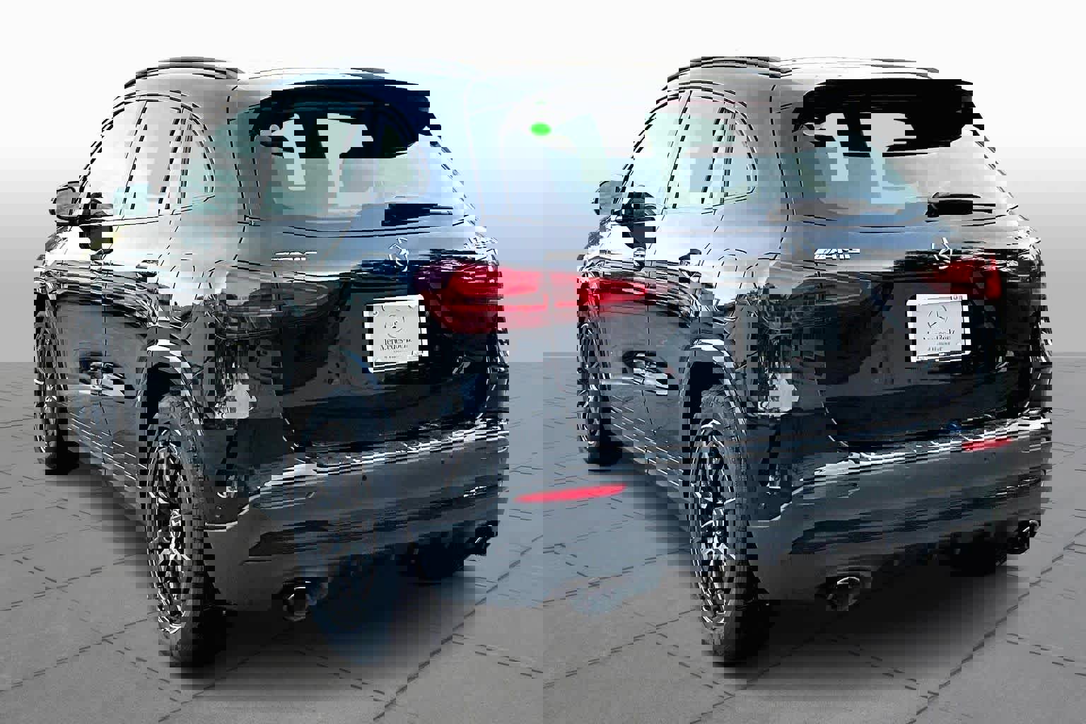 New 2026 Mercedes-Benz GLA 35 AMG 4MATIC image 4