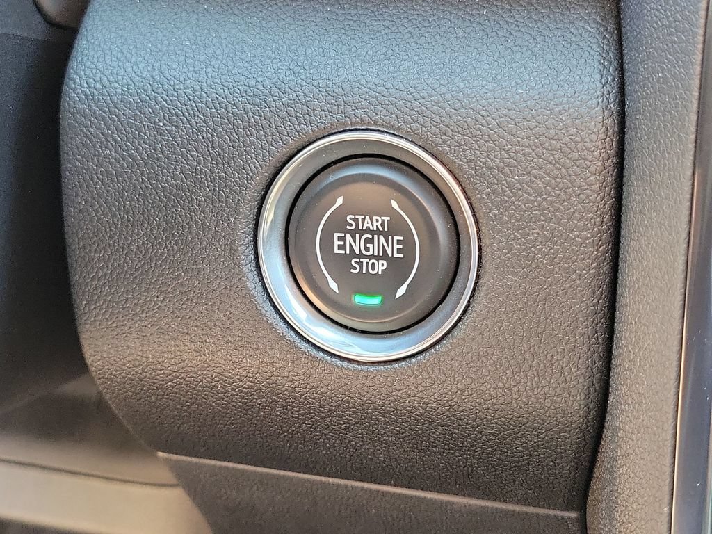 Used 2026 GMC Acadia AT4 w/ Luxury Package AWD/4WD image 17