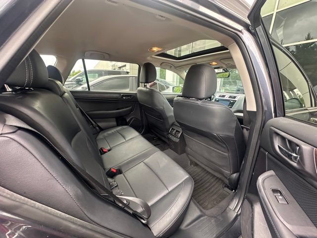 Used 2017 Subaru Outback 2.5i Limited AWD/4WD image 8