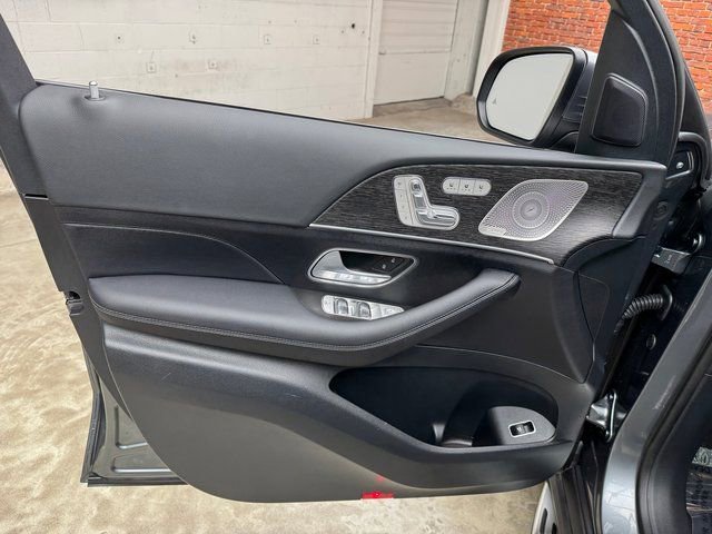 Used 2026 Mercedes-Benz GLS 450 4MATIC image 10