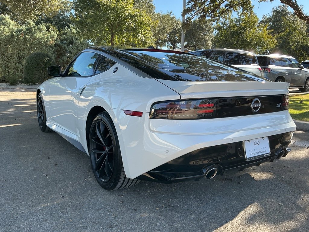Used 2025 Nissan Z Performance w/ Floor Mat Package image 5