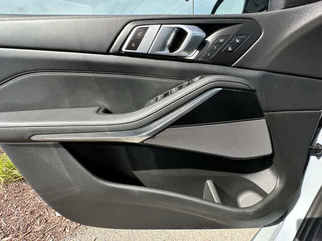 Used 2024 BMW X5 M60i AWD/4WD image 18