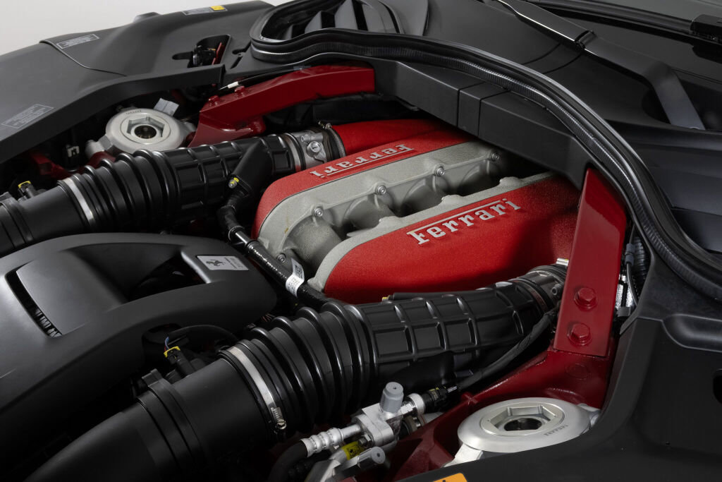 Used 2025 Ferrari Purosangue image 26