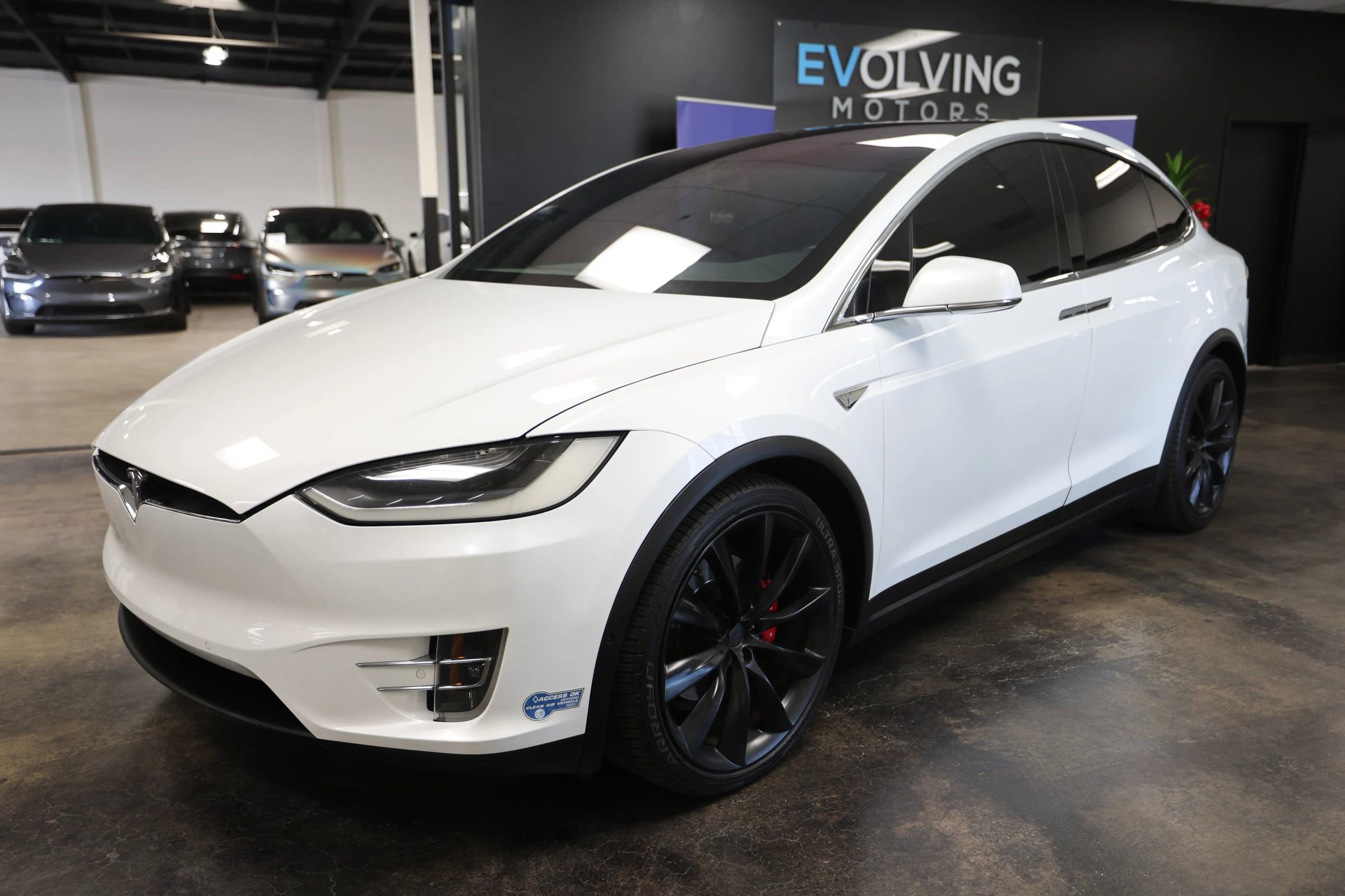 Used 2016 Tesla Model X Performance image 5