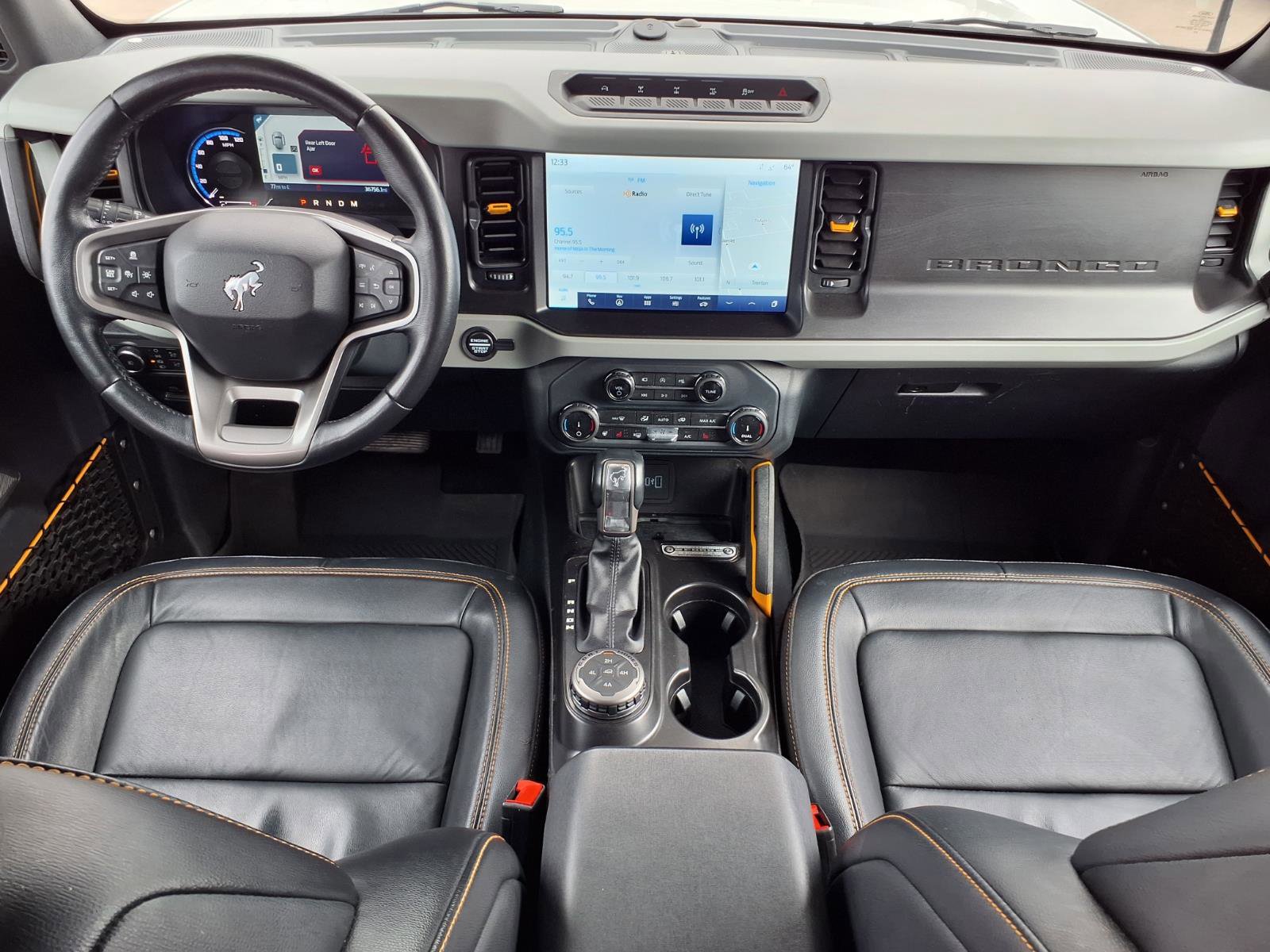 Used 2022 Ford Bronco Badlands image 10