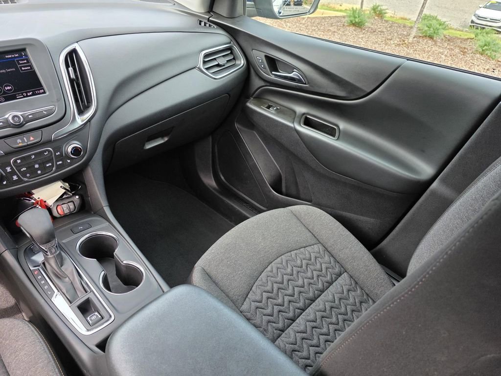Used 2024 Chevrolet Equinox LT image 28