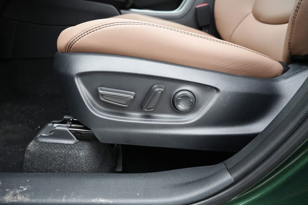 New 2026 Toyota Corolla Cross XLE image 12