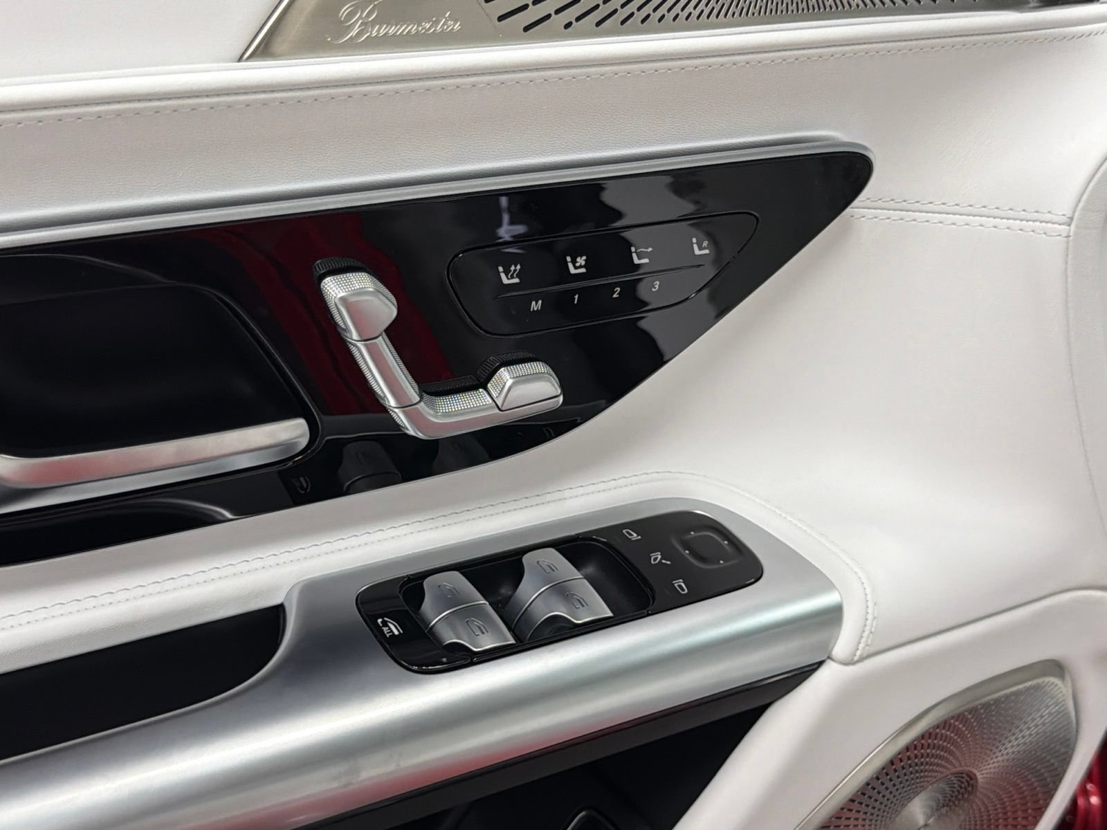 New 2026 Mercedes-Benz Maybach SL 680 image 12