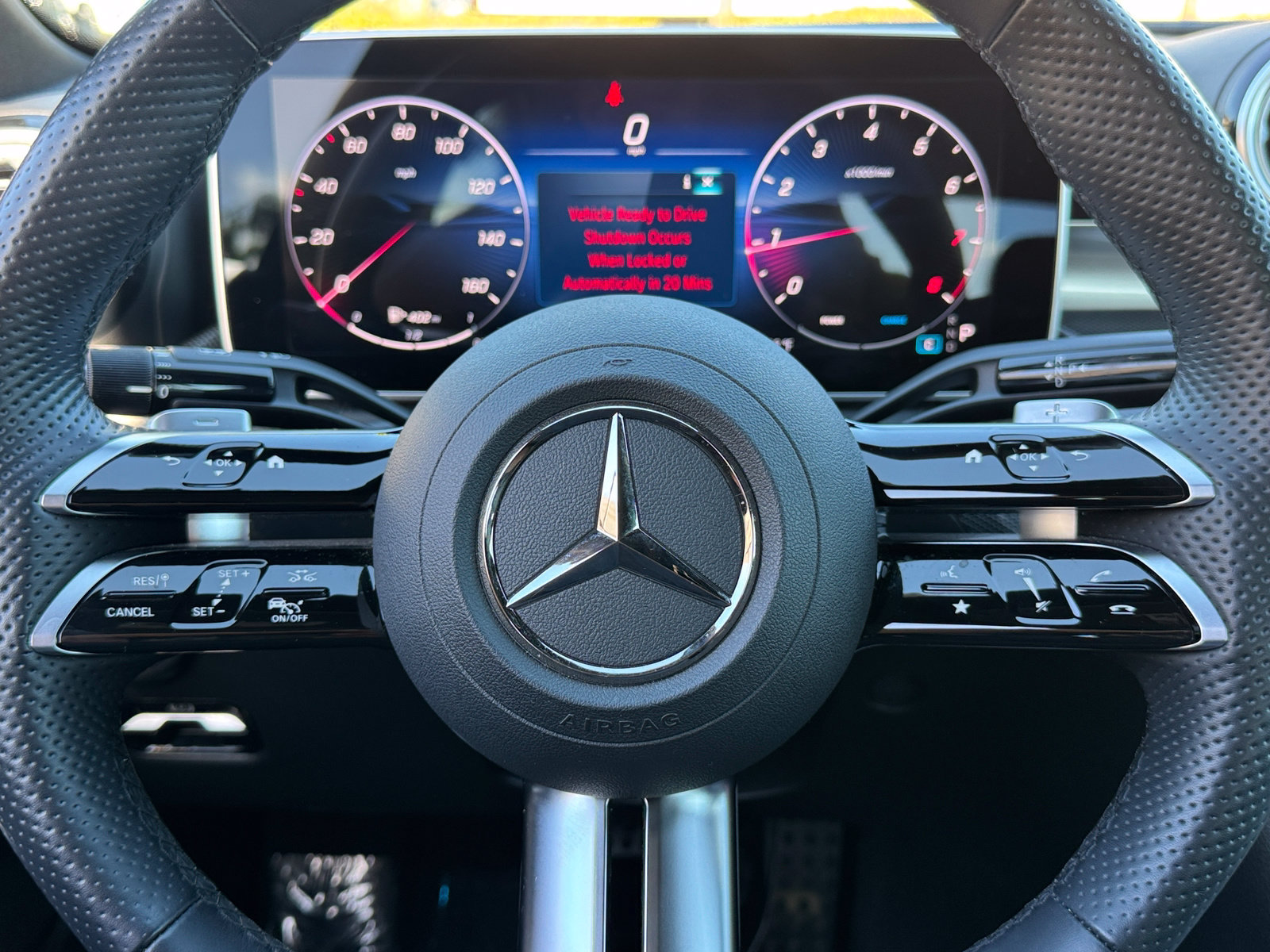 Used 2025 Mercedes-Benz C 300 4MATIC Sedan image 25