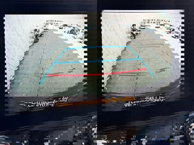 Used 2023 Toyota Highlander XLE image 19