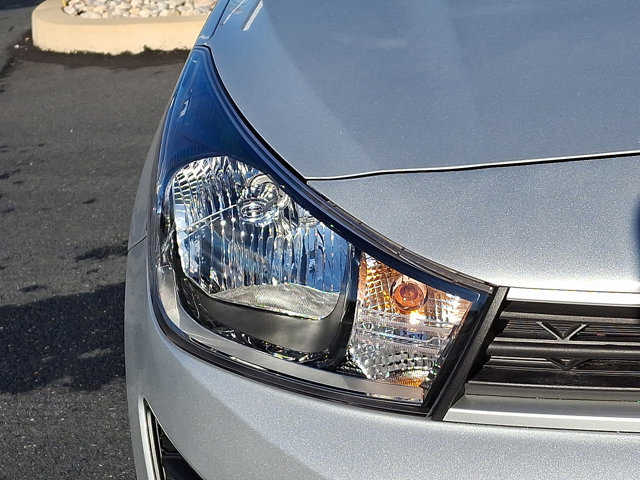 Used 2023 Kia Rio LX image 9