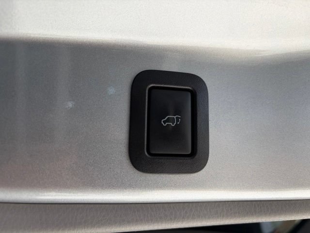Used 2017 Toyota Highlander Limited FWD image 28