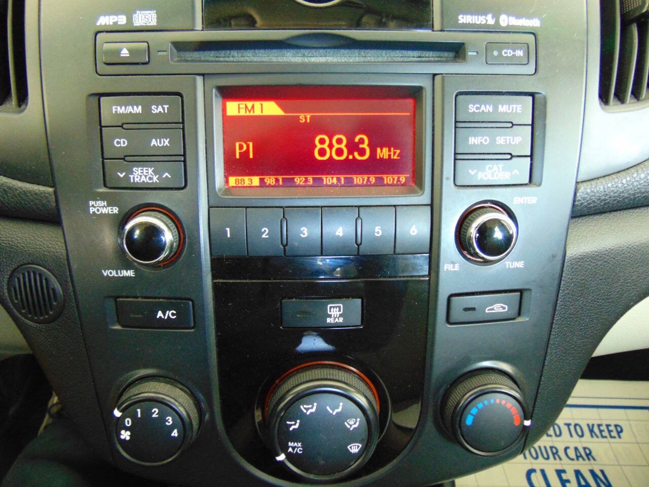 Used 2011 Kia Forte LX FWD image 14