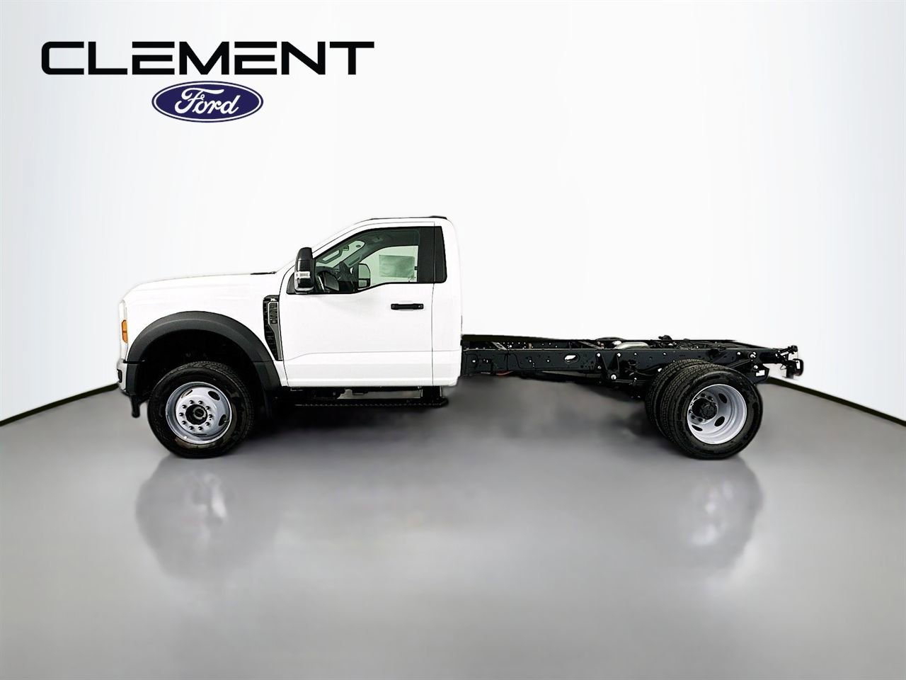New 2026 Ford F550 4x4 Regular Cab Super Duty image 4
