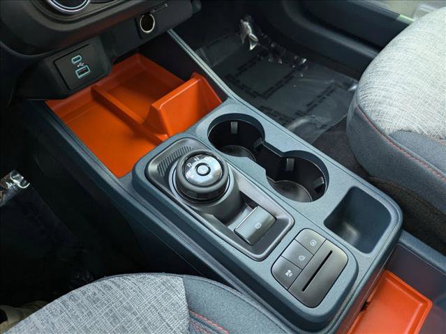 Used 2023 Ford Maverick XLT image 12