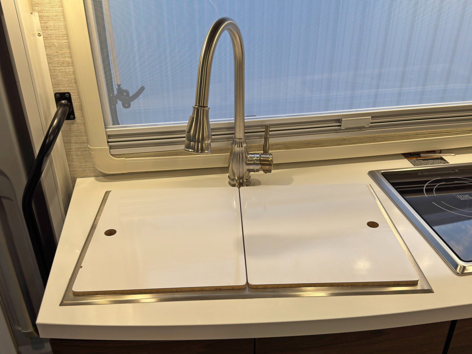 Used 2021 Mercedes-Benz Sprinter 3500 w/ Acoustic Package image 82