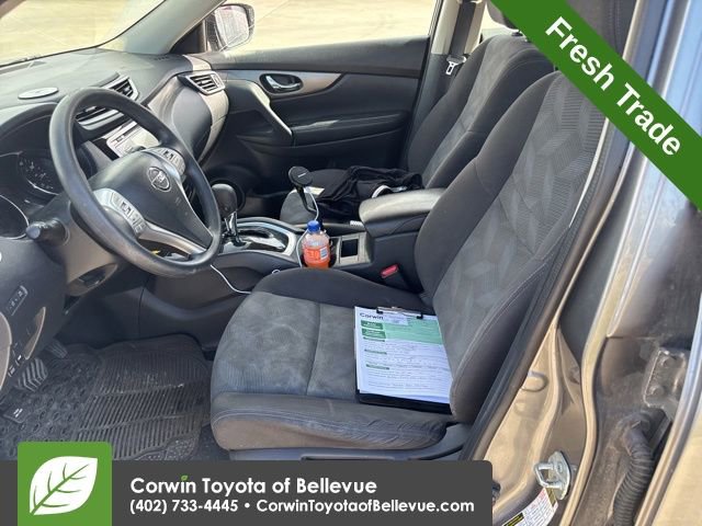 Used 2016 Nissan Rogue S image 12