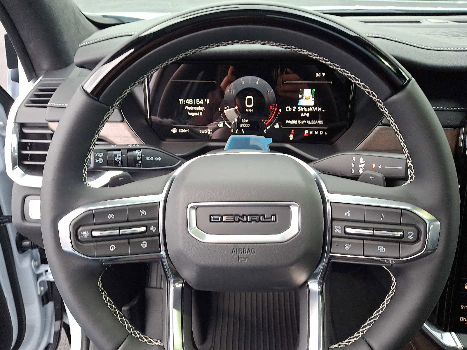 New 2026 GMC Acadia Denali Ultimate w/ LPO, Floor Liner Package image 17