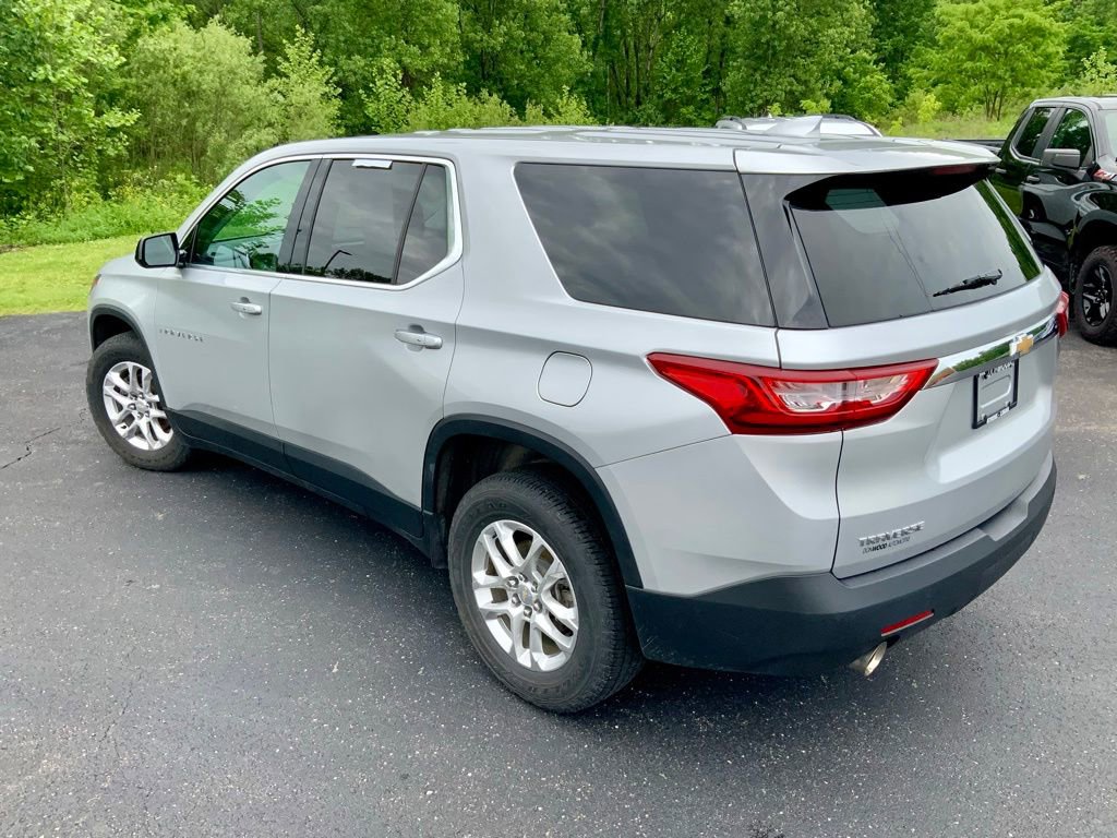 Used 2018 Chevrolet Traverse LS FWD image 11