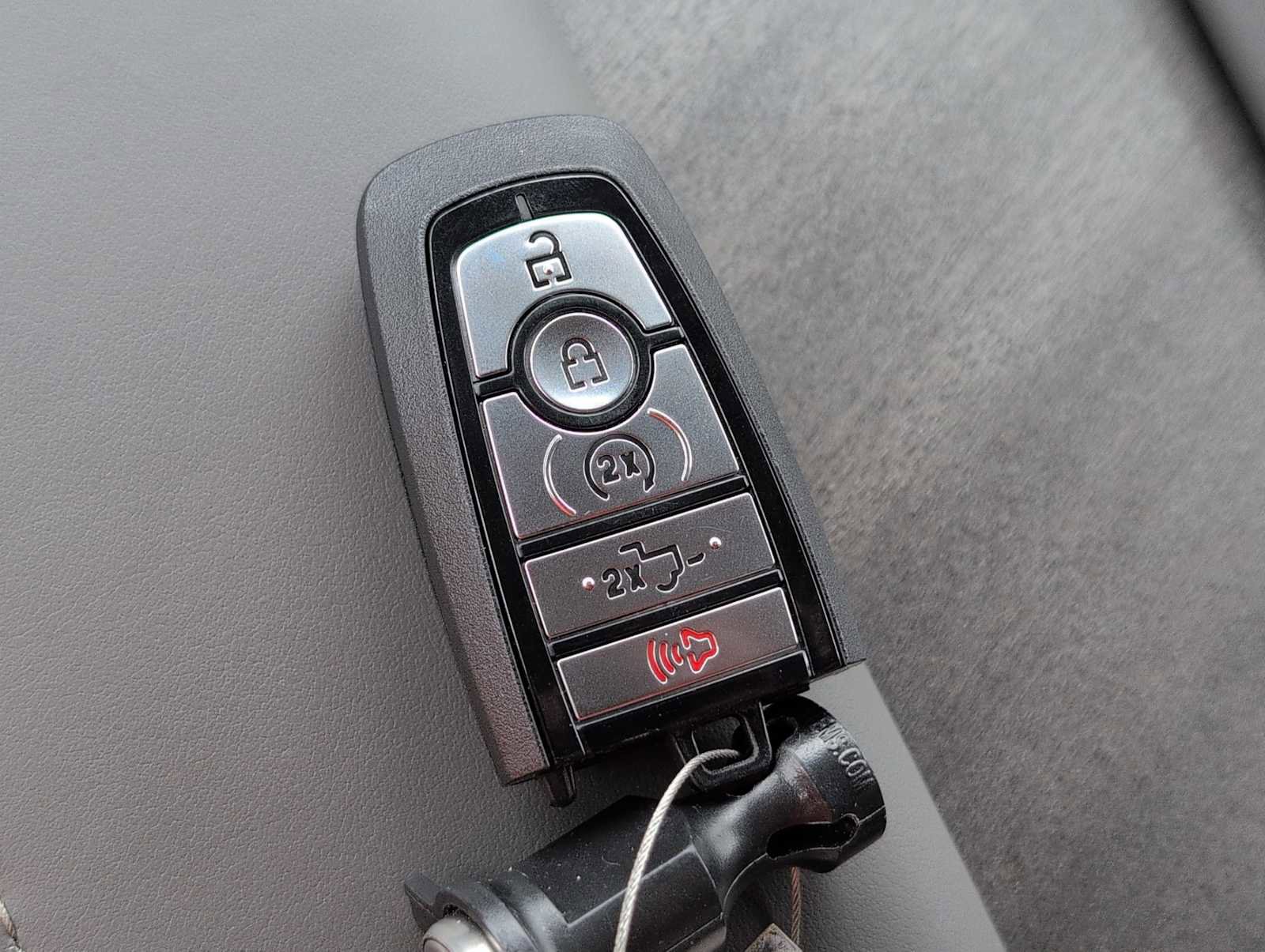 New 2025 Ford F350 Platinum w/ Platinum Plus Package image 26