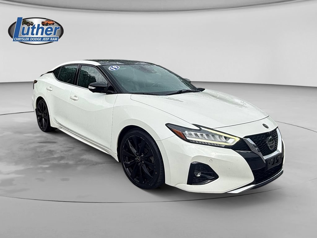 Used 2019 Nissan Maxima SR w/ Premium Package FWD image 7