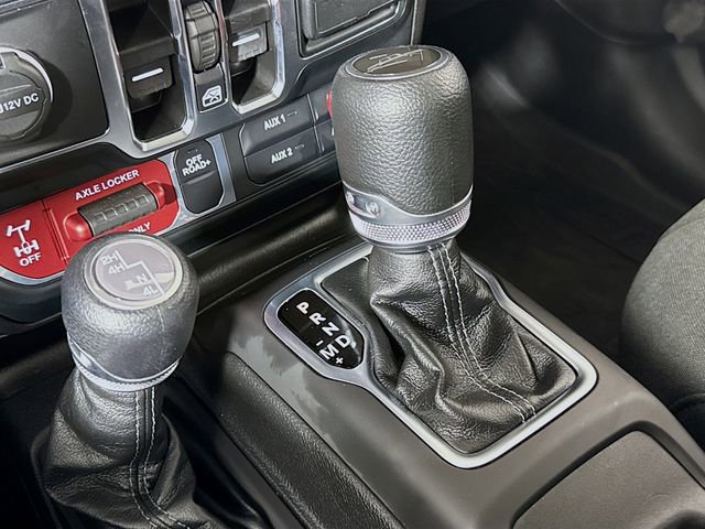 Used 2024 Jeep Gladiator Willys image 16