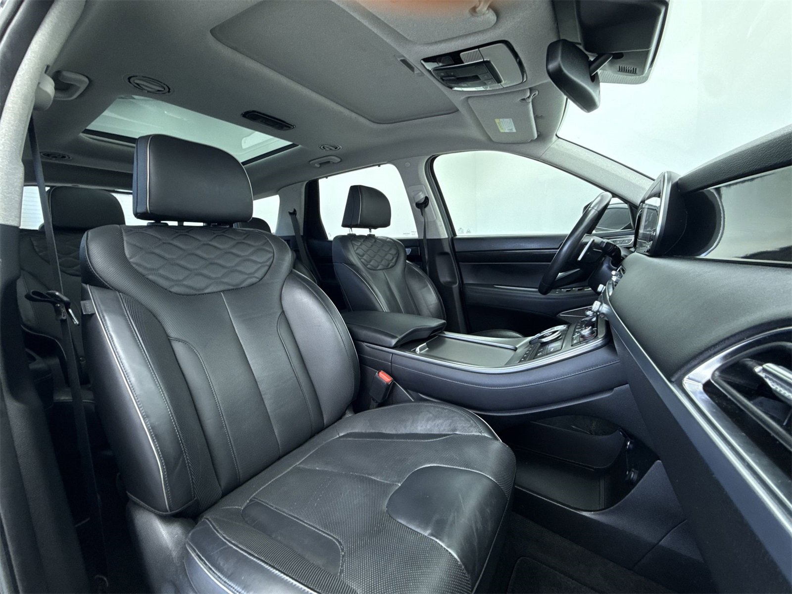 Used 2021 Hyundai Palisade Limited image 13