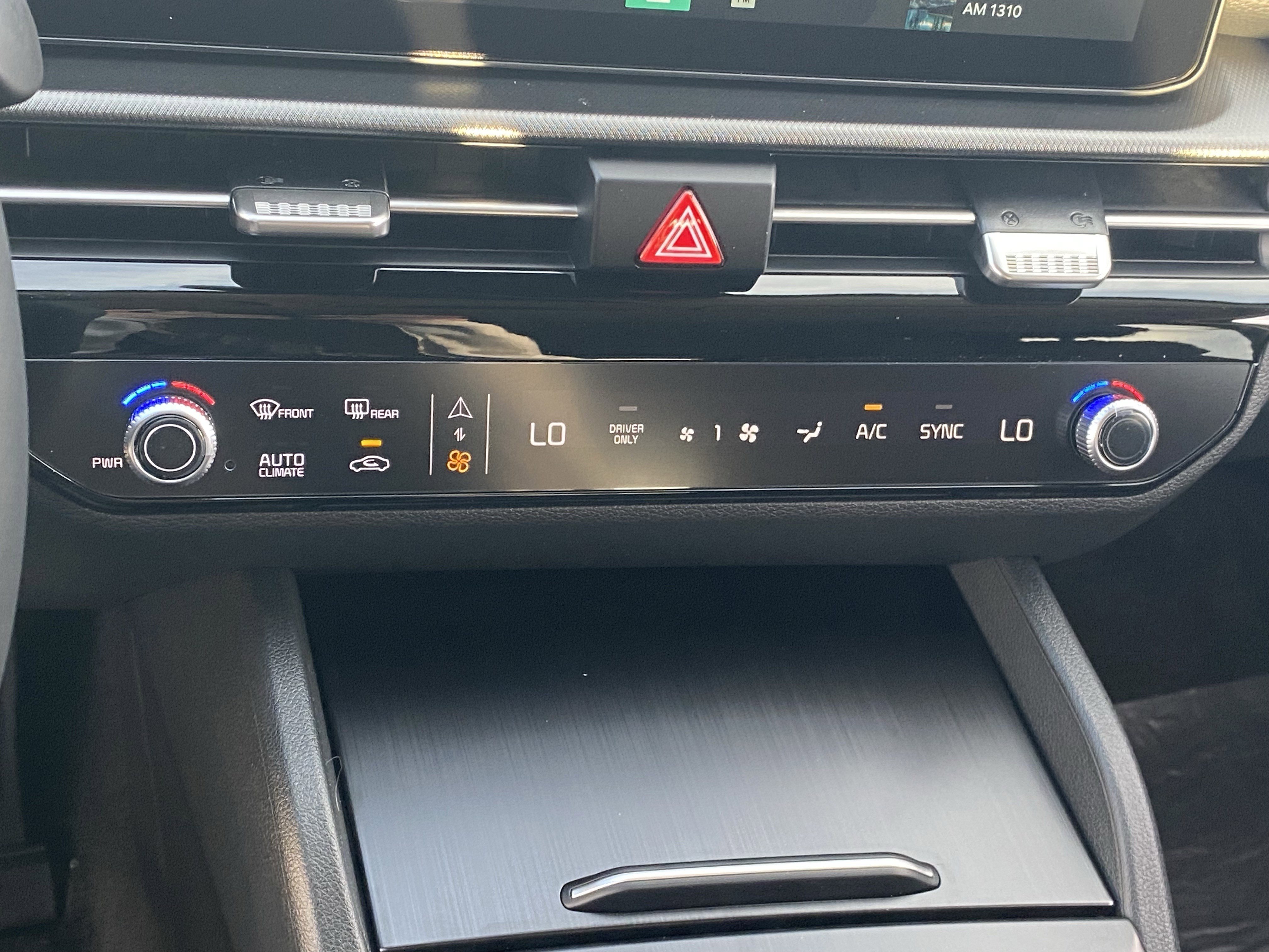 New 2026 Kia Sportage LX image 26