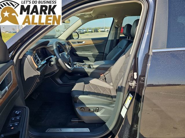 Used 2025 Volkswagen Atlas SE image 18