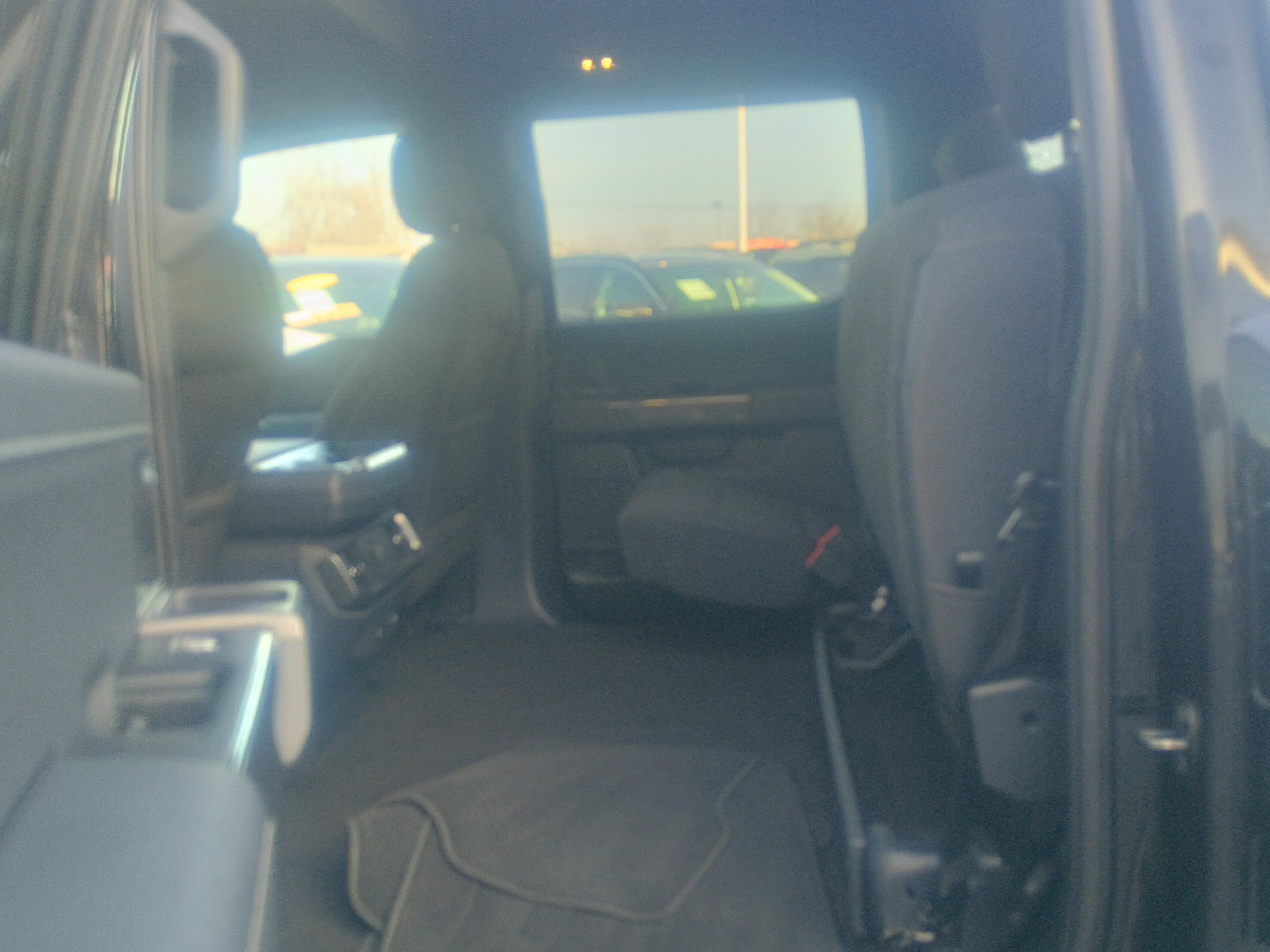 Certified 2022 Ford F150 XLT w/ Equipment Group 302A High image 18