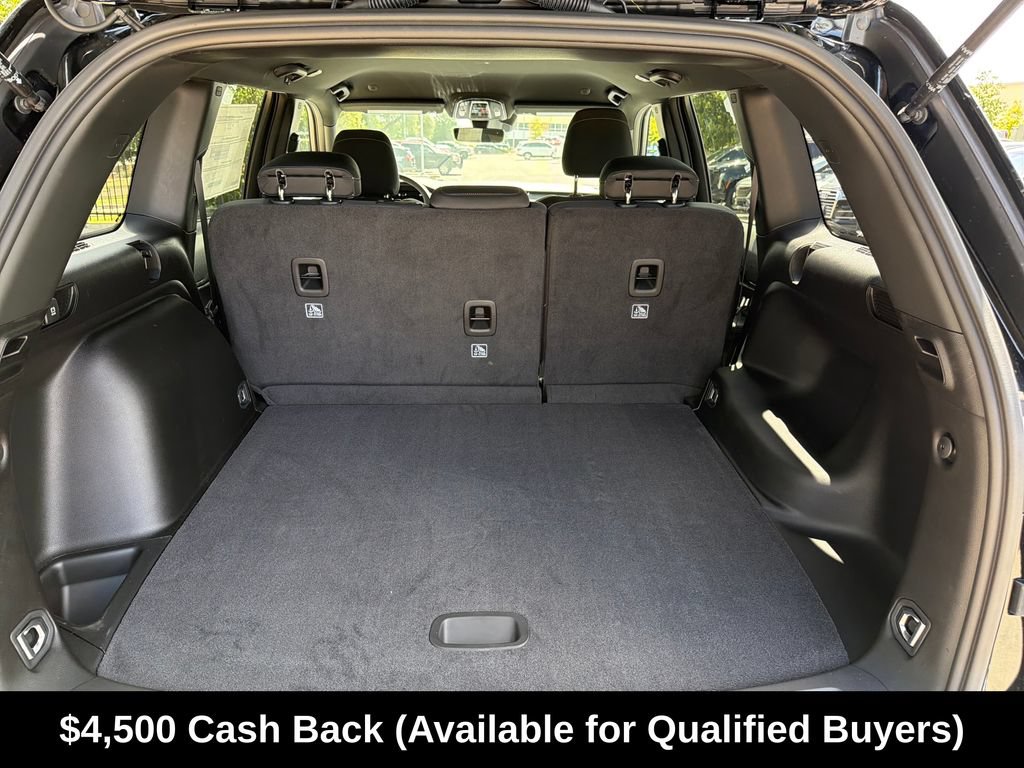 New 2026 Jeep Grand Cherokee Laredo w/ Trailer Tow Package RWD image 42