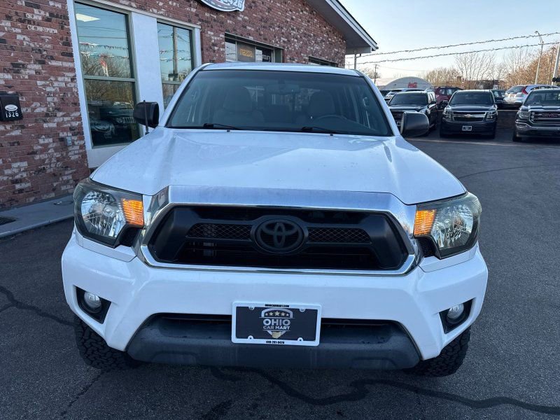 Used 2013 Toyota Tacoma 4x4 Double Cab w/ TRD Off-Road Pkg image 2