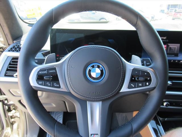 Used 2026 BMW X5 xDrive50e image 22