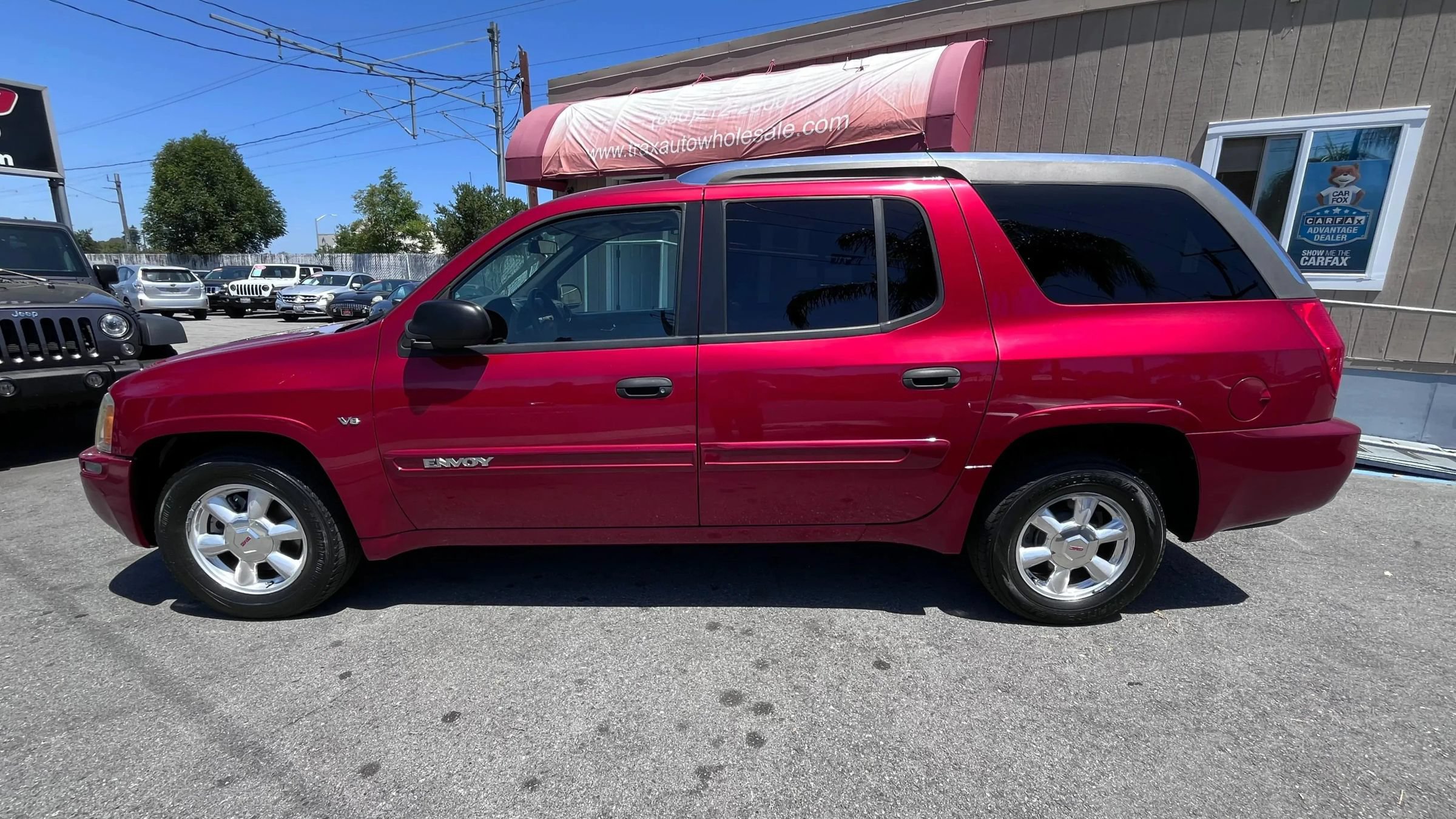 Used 2004 GMC Envoy XUV SLE w/ 1SB Preferred Equipment Group RWD image 4