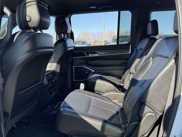 Used 2024 Jeep Wagoneer Series II image 20