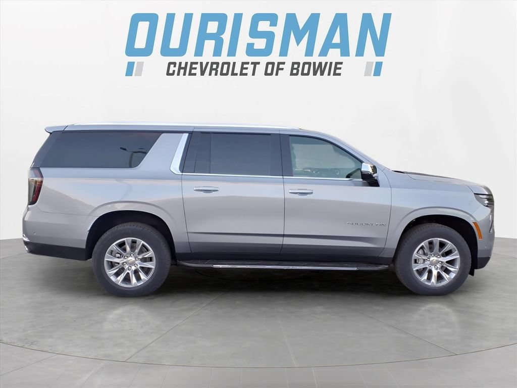 New 2026 Chevrolet Suburban Premier w/ Sun And Tow Package AWD/4WD image 2