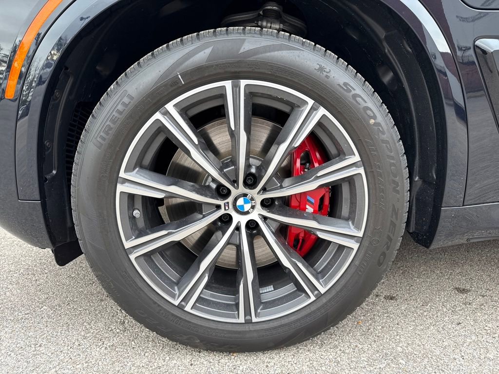 New 2026 BMW X5 xDrive50e image 9