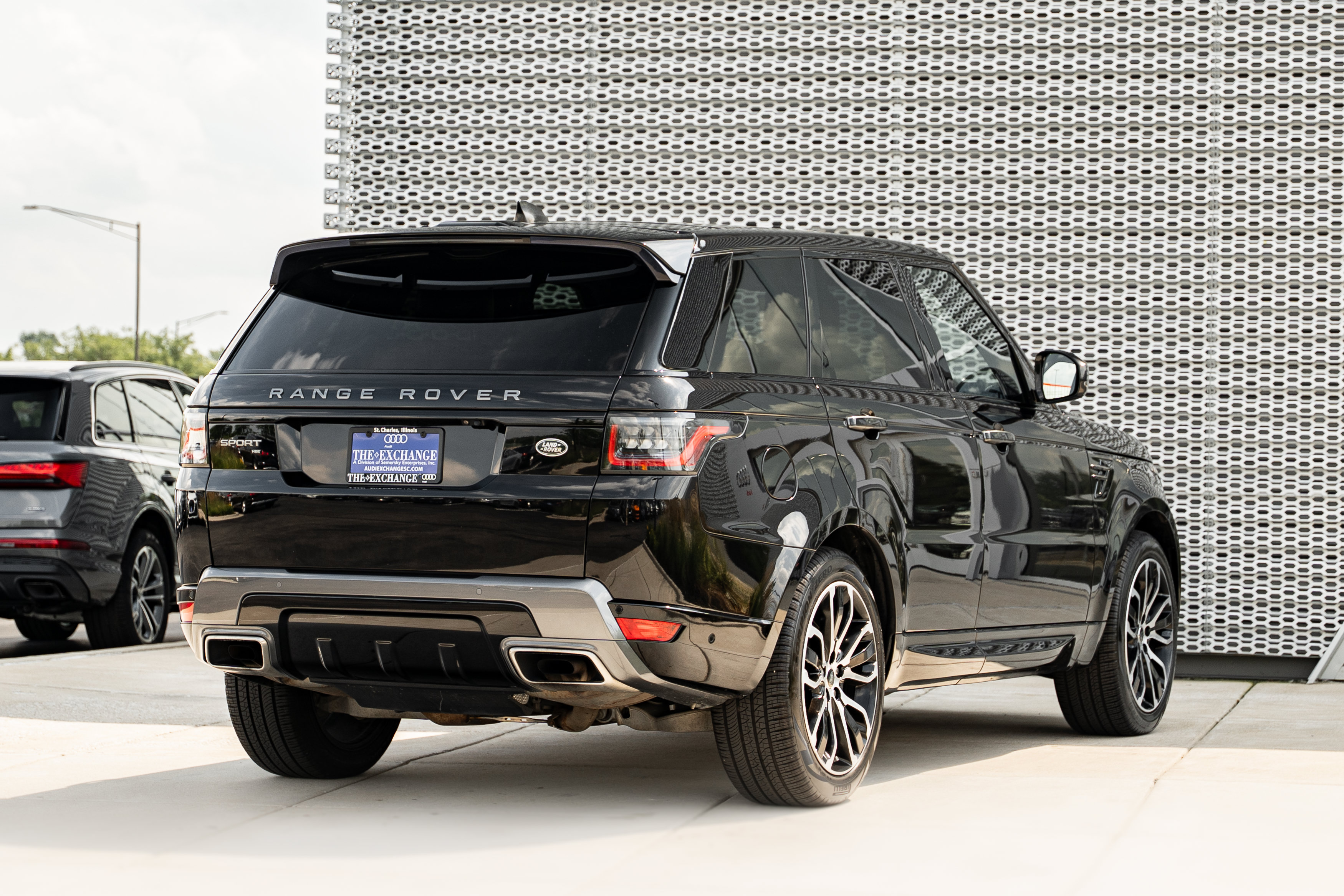 Used 2021 Land Rover Range Rover Sport HSE Silver Edition AWD/4WD image 4