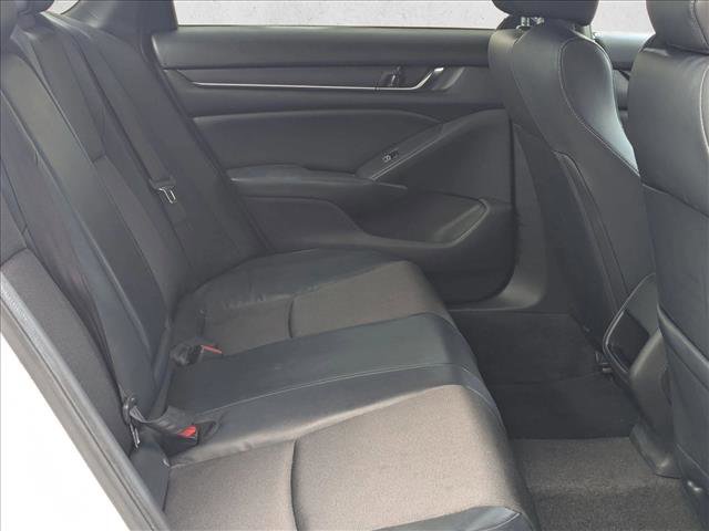 Used 2018 Honda Accord Sport image 18