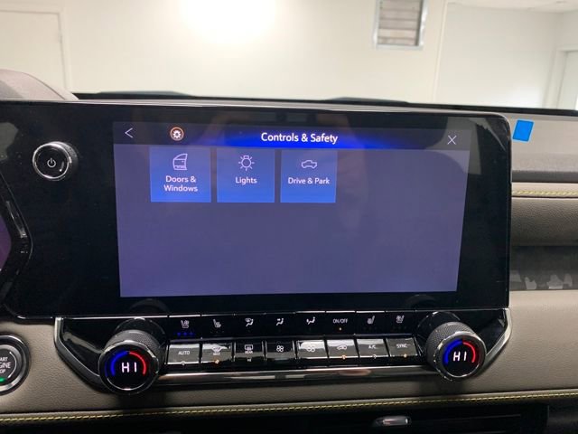New 2026 Chevrolet Colorado ZR2 w/ Technology Package image 55