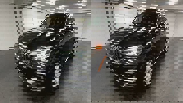 Used 2020 BMW X5 xDrive40i w/ Convenience Package image 4