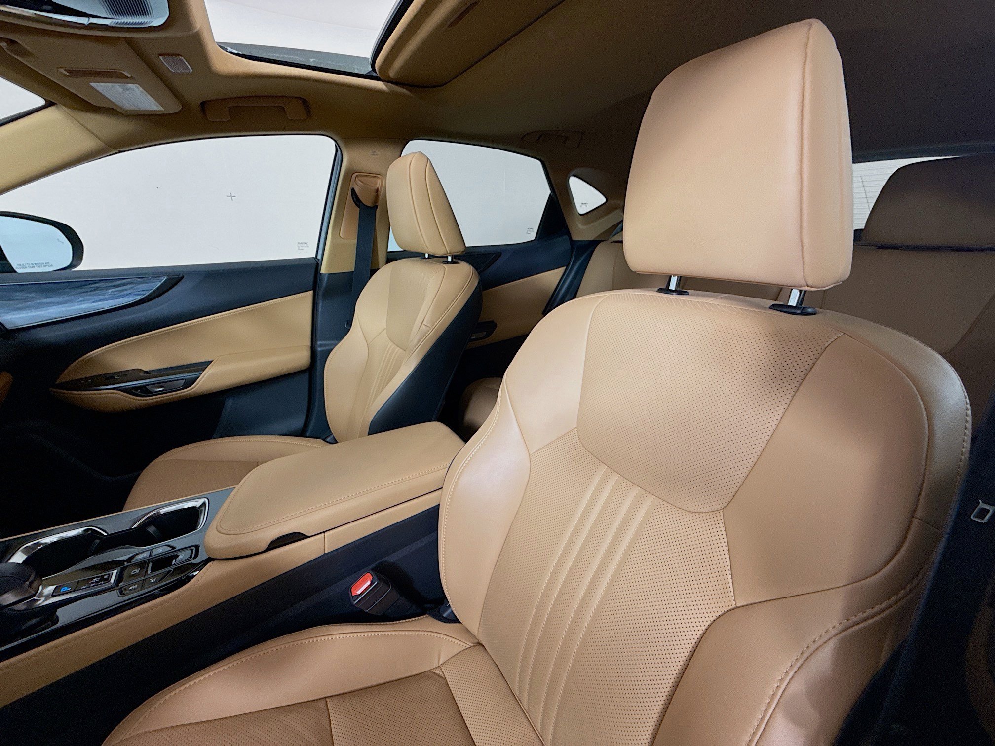 Used 2025 Lexus NX 350 350 Premium w/ Cold Area Package image 11