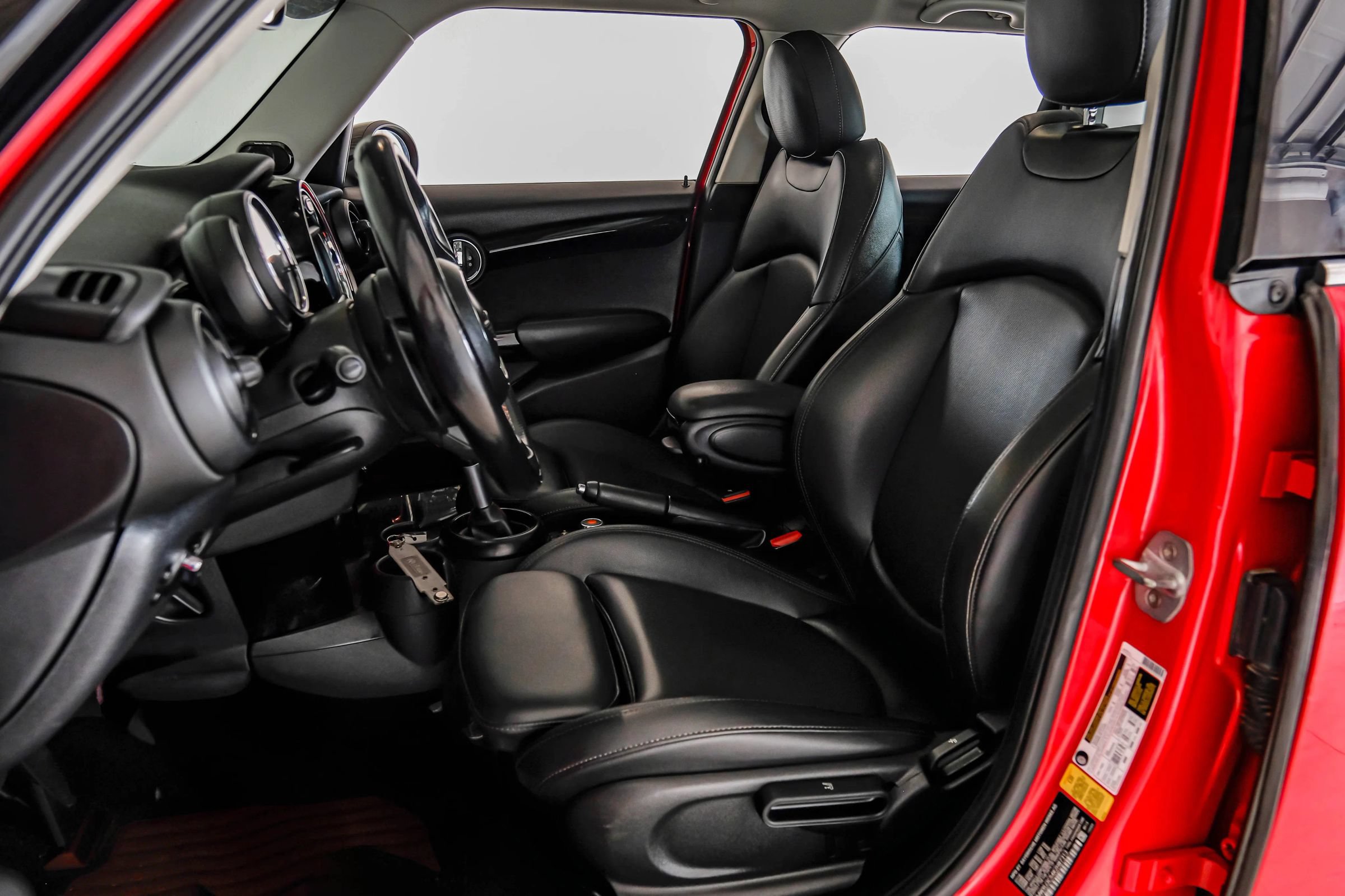 Used 2019 MINI Cooper S w/ Premium Package FWD image 40